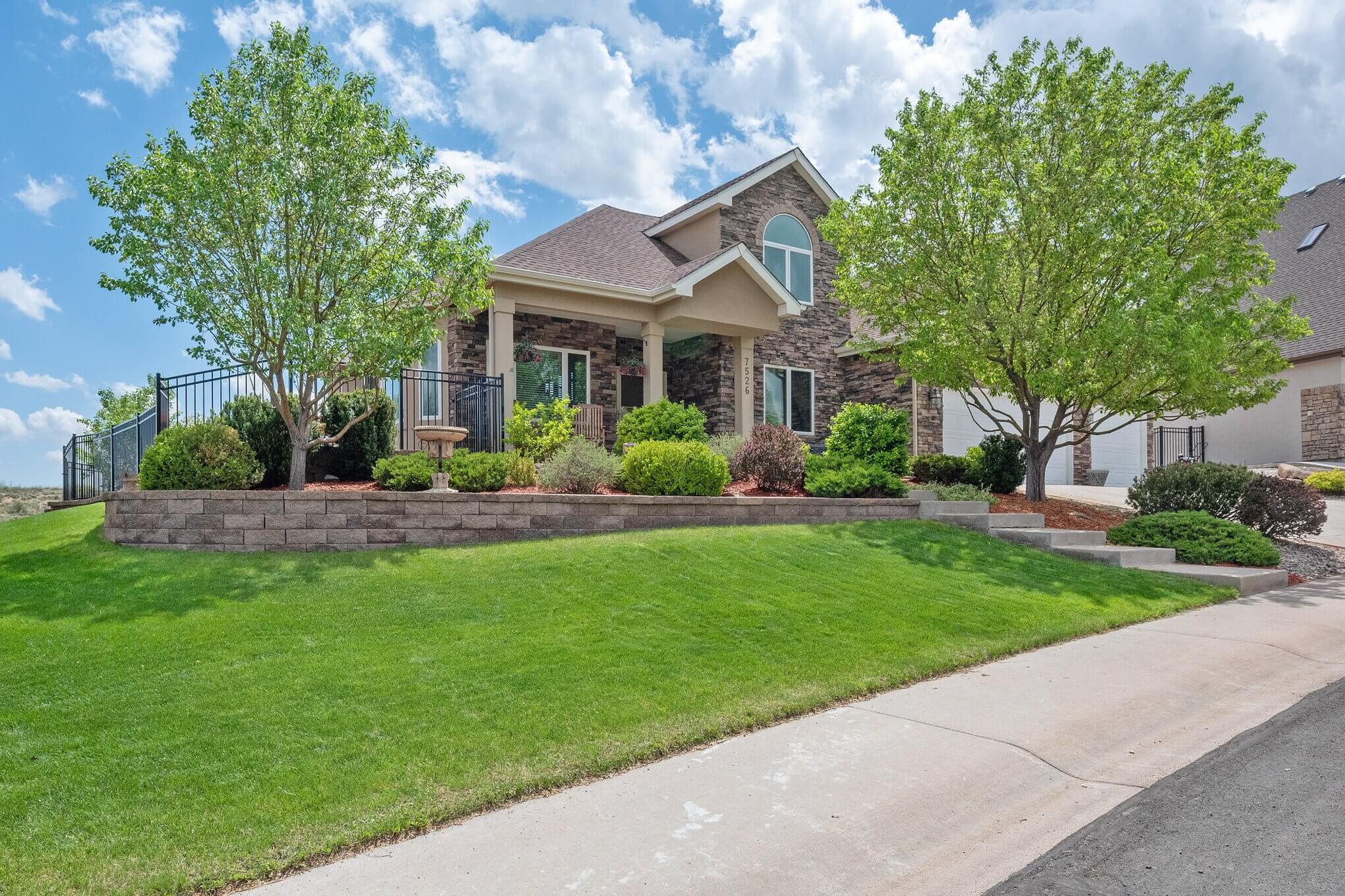 outdoor real estate photography